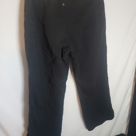 Prana pants light weight size medium capri length - Picture 5 of 7